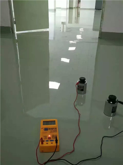 句容 防静电自流平检测